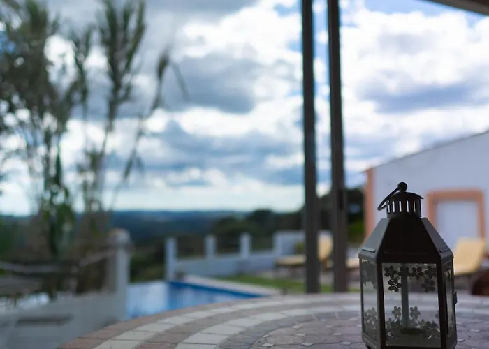 Varandas Do Vale Furnazinhas ゲストハウス